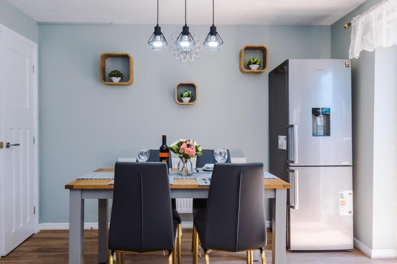 Stylish 4 Bedroom Home Close To Manchester City Centre Bagian luar foto