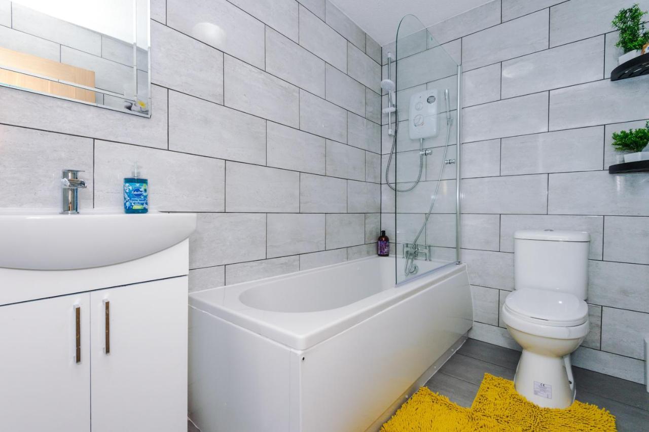Stylish 4 Bedroom Home Close To Manchester City Centre Bagian luar foto