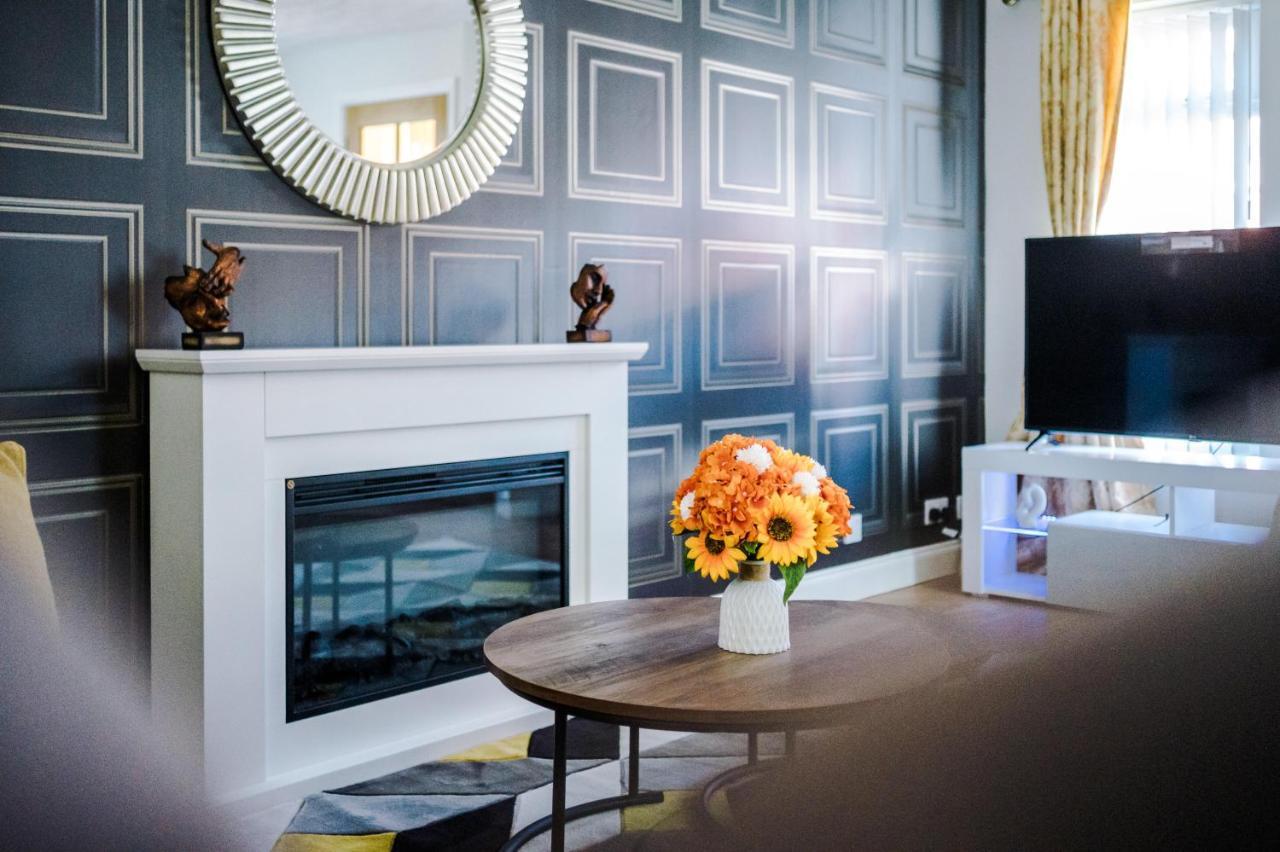 Stylish 4 Bedroom Home Close To Manchester City Centre Bagian luar foto